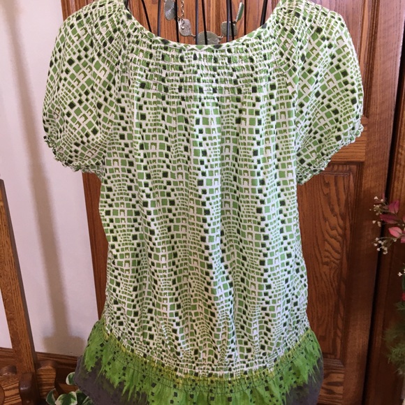 IZOD Cute Top Size Large - Picture 3 of 8